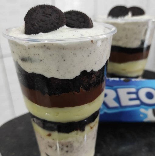 Copo da Felicidade Ninho com Oreo e Chocolate 300 ml