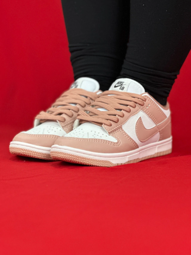 TENIS NIKE DUNK LOW BRANCO NUDE