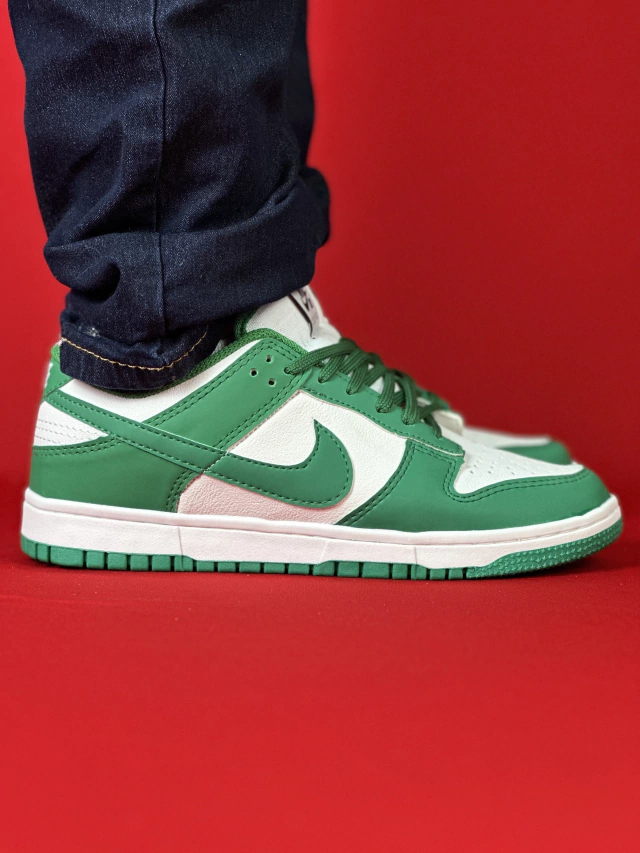 TENIS NIKE DUNK VERDE C / BRANCO NACIONAL S